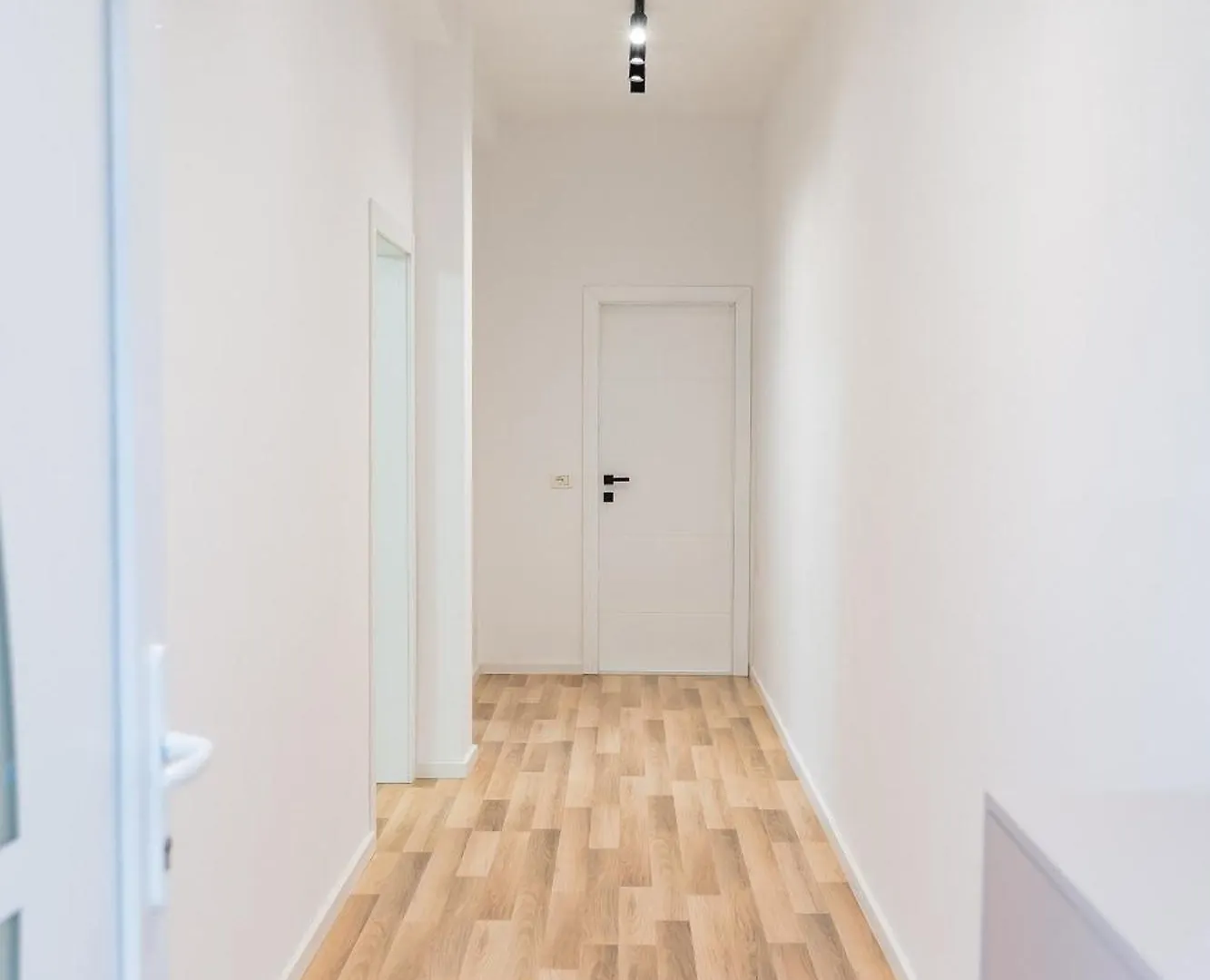 Leka Apartment تيرانا ألبانيا